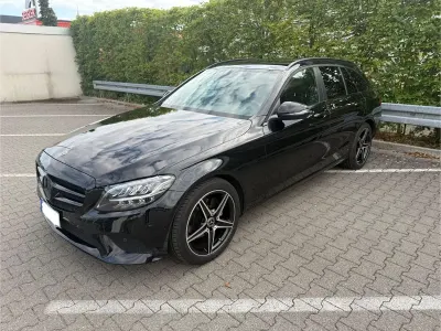 Gebraucht Mercedes C220 Night 194 PS (142 kW) 2020 Schwarz Kombi