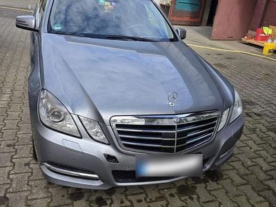 Usata Mercedes E350 265 CV (194 kW) 2011 Grigio Station wagon