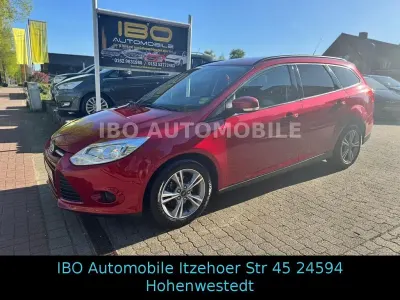 Gebraucht Ford Focus SYNC Edition 101 PS (74 kW) 2014 Rot Kombi