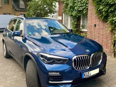 Gebraucht BMW X5 Sport Line 265 PS (194 kW) 2021 Blau SUV