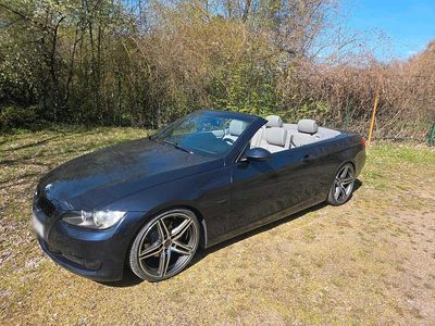 Gebraucht BMW 320 Cabriolet 177 PS (130 kW) 2009 Blau Cabrio