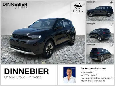 Neu Opel Frontera Ultimate 145 PS (106 kW) 2026 Schwarz (metallic) SUV