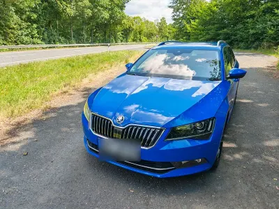 Gebraucht Skoda Superb Style 150 PS (110 kW) 2019 Blau Kombi