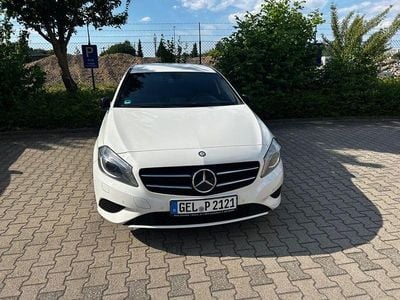 Mercedes A200
