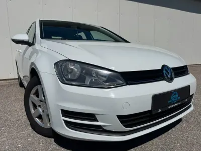 Gebraucht VW Golf VII Trendline 105 PS (77 kW) 2013 Pure white Limousine
