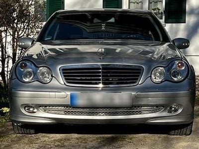 Usata Mercedes C270 170 CV (125 kW) 2003 Grigio Berlina