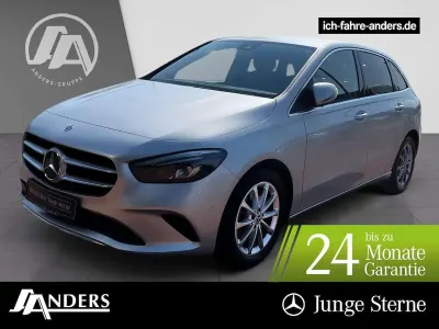 Gebraucht Mercedes E250 Progressive 160 PS (117 kW) 2022 Iridiumsilber Limousine