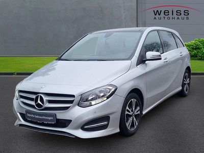 Gebraucht Mercedes B200 156 PS (114 kW) 2016 Silber Van / Kleinbus
