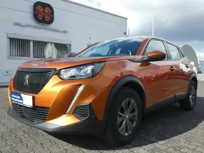 Gebraucht Peugeot 2008 Active 131 PS (96 kW) 2020 Orange SUV