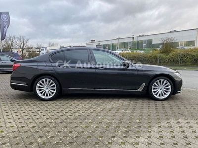 BMW 740