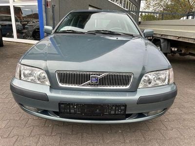 Gebraucht Volvo V40 Comfort 122 PS (89 kW) 2003 Blau Kombi