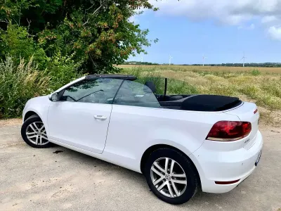 Gebraucht VW Golf Cabriolet Life 105 PS (77 kW) 2013 Weiß Cabrio