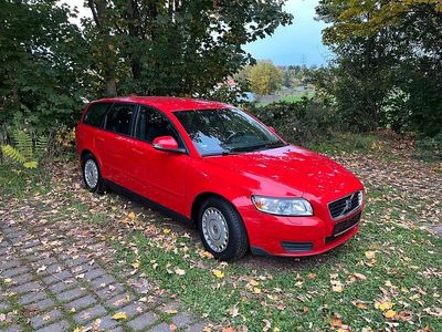 Rot Gebraucht 2009 Volvo V50 Kombi | 3.800 € (Teuer)