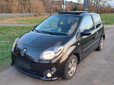 Używany Renault Clio II Night&Day 75 KM (55 kW) 2008 Czarny Hatchback