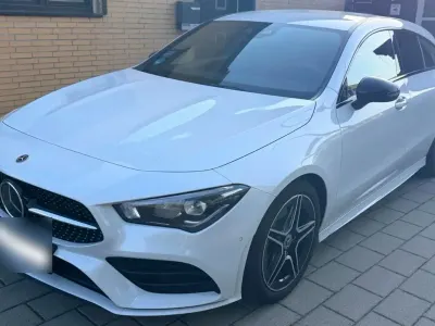Gebraucht Mercedes CLA220 Shooting Brake AMG line 190 PS (139 kW) 2022 Weiß Kombi