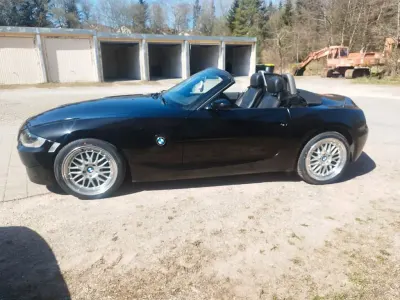 Gebraucht BMW Z4 Sport Line 177 PS (130 kW) 2007 Schwarz Cabrio
