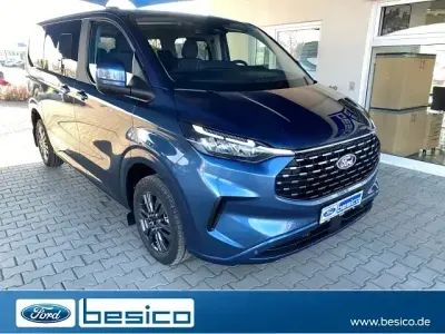 Gebraucht Ford Tourneo Custom Titanium 150 PS (110 kW) 2025 Blau Van