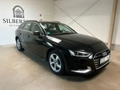 Gebraucht Audi A4 Ambiente 150 PS (110 kW) 2021 Schwarz Kombi
