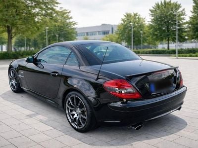 Second-hand Mercedes SLK200 AMG Edition 1 163 CP (119 kW) 2007 Negru Cabrio