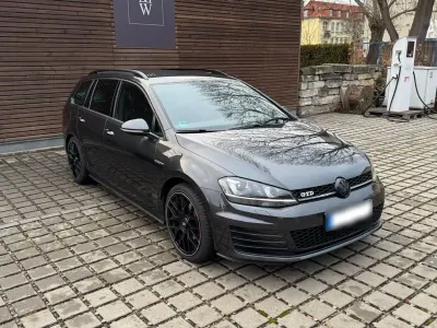 Gebraucht VW Golf VII GTD 184 PS (135 kW) 2016 Grau Kombi
