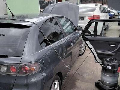 Grau Gebraucht 2008 Seat Ibiza Limousine | 1.700 € (Superpreis)