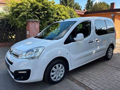 Weiß Gebraucht 2018 Citroën Berlingo SELECTION Van / Kleinbus | 6.700 € (Fairer Preis)