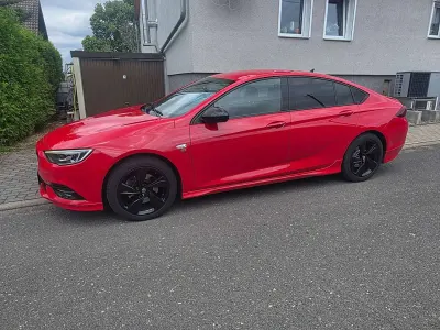 Gebraucht Opel Insignia Innovation 170 PS (125 kW) 2019 Rot Limousine