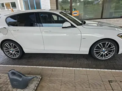 Gebraucht BMW 125 Urban Line 224 PS (164 kW) 2016 Weiß Kleinwagen