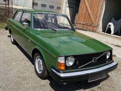 Grün Gebraucht 1975 Volvo 240 Limousine | 10.200 €