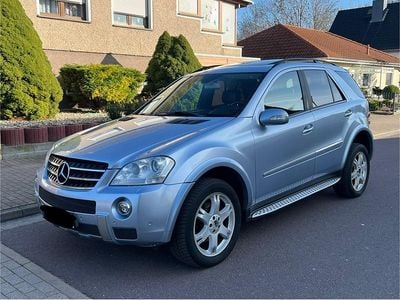 Gebraucht Mercedes ML320 AMG 224 PS (164 kW) 2008 Blau SUV