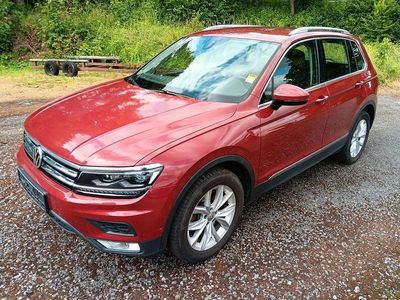 Second-hand VW Tiguan Highline 190 CP (139 kW) 2017 Roșu SUV