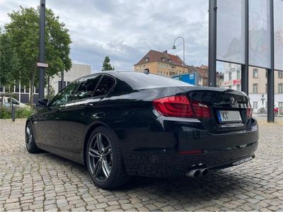 BMW 528