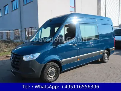 Gebraucht Mercedes Sprinter 163 PS (119 kW) 2019 Blau Van