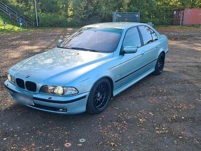 BMW 528