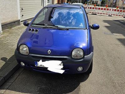 Blau Gebraucht 2000 Renault Twingo Kleinwagen | 1.200 €