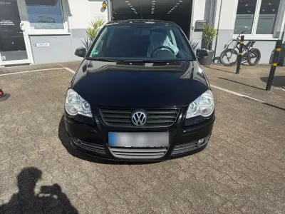 Gebraucht VW Polo Trendline 60 PS (44 kW) 2009 Schwarz Kleinwagen