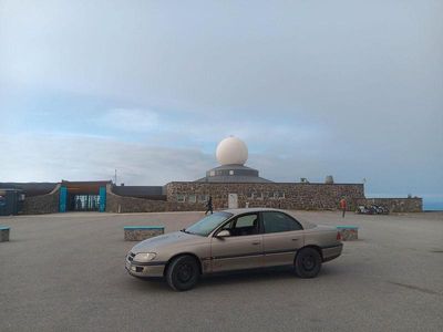 Opel Omega