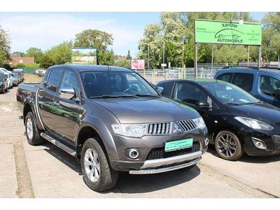 Gebraucht Mitsubishi L200 Intense 178 PS (130 kW) 2013 Granitbraun (m) Pickup