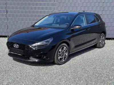 Neu Hyundai i30 116 PS (85 kW) 2026 Abyss black Limousine