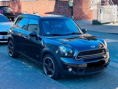 Second-hand Mini Cooper S Countryman 190 CP (139 kW) 2016 Negru SUV