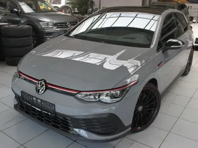 Gebraucht VW Golf VIII CLUB 300 PS (220 kW) 2022 Grau Limousine