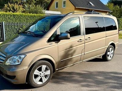 Mercedes Viano