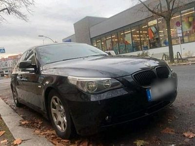 Schwarz Gebraucht 2006 BMW 520 Limousine | 4.800 € (Fairer Preis)