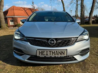 Gebraucht Opel Astra Basis 122 PS (89 kW) 2021 Silber metallic Kombi