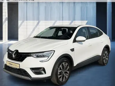 Gebraucht Renault Arkana Equilibre 140 PS (102 kW) 2023 Weiß SUV