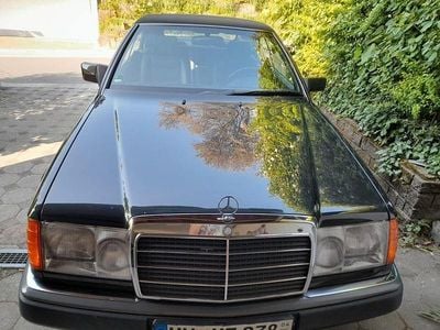 Usata Mercedes E300 Sportline 220 CV (161 kW) 1993 Nero Cabrio