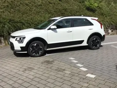 Gebraucht Kia Niro Inspiration 150 kW (204 PS) 2022 Weiß SUV