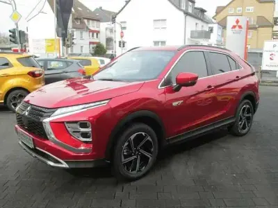 Gebraucht Mitsubishi Eclipse Cross Intro Edition 188 PS (138 kW) 2021 Dynamikrot SUV