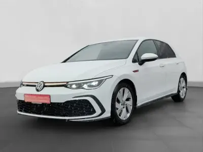 Gebraucht VW Golf VIII GTI 245 PS (180 kW) 2022 Weiss Limousine