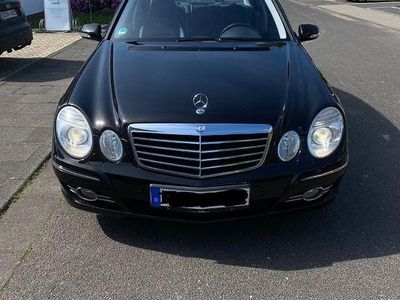 Mercedes E280